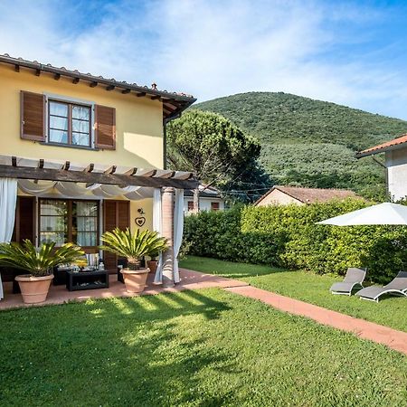 B&B La Rondine Tra Pisa E Lucca San Giuliano Terme Extérieur photo