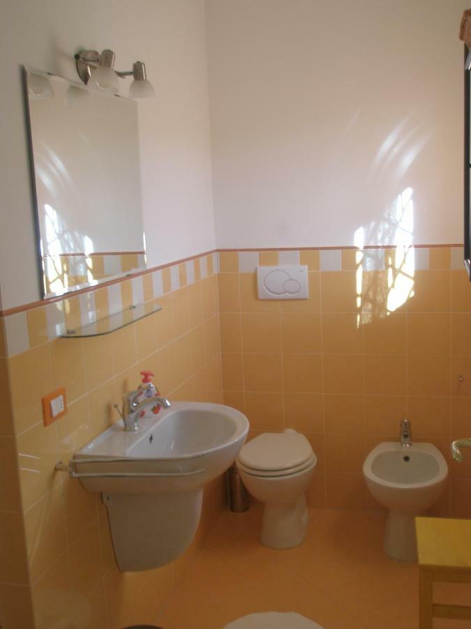B&B La Rondine Tra Pisa E Lucca San Giuliano Terme Extérieur photo
