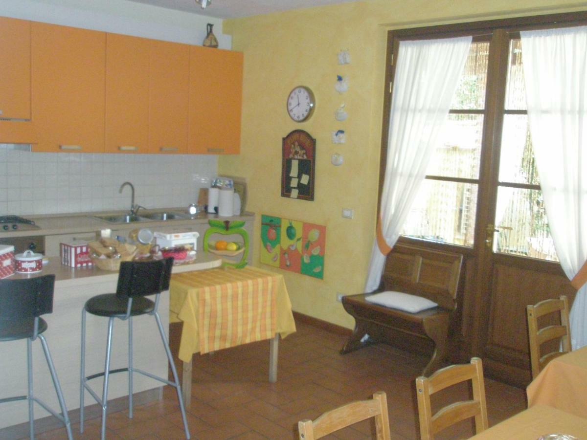 B&B La Rondine Tra Pisa E Lucca San Giuliano Terme Extérieur photo