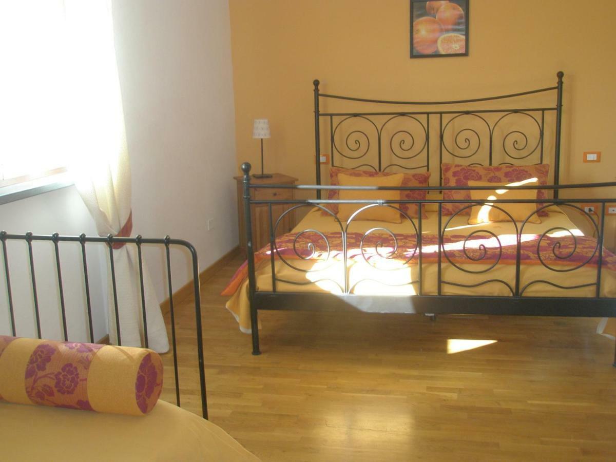 B&B La Rondine Tra Pisa E Lucca San Giuliano Terme Extérieur photo